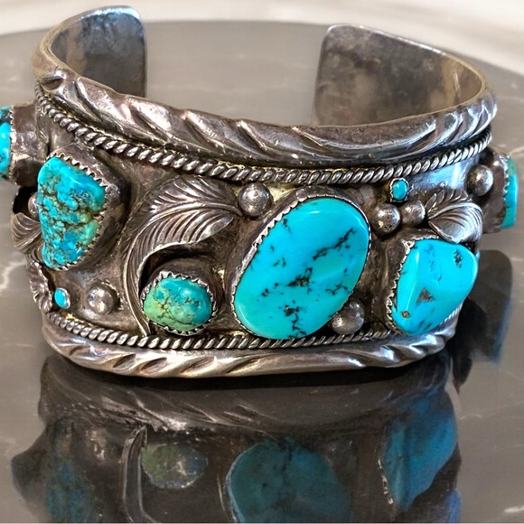Massive Vintage Navajo Sterling Silver & Turquoise Cuff Bracelet Signed DUTOM! - Picture 10 of 16
